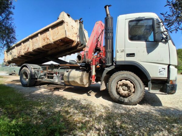 VOLVO FM7