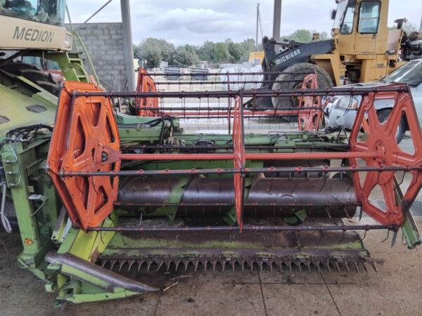 MOISSONNEUSE BATTEUSE CLAAS MEDION 330 – Image 7