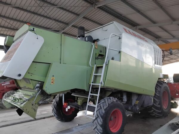 MOISSONNEUSE BATTEUSE CLAAS MEDION 330 – Image 6