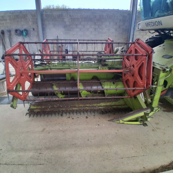 MOISSONNEUSE BATTEUSE CLAAS MEDION 330 – Image 4