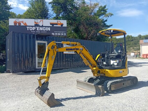 KOMATSU PC 26MR