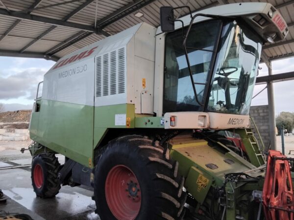MOISSONNEUSE BATTEUSE CLAAS MEDION 330 – Image 10