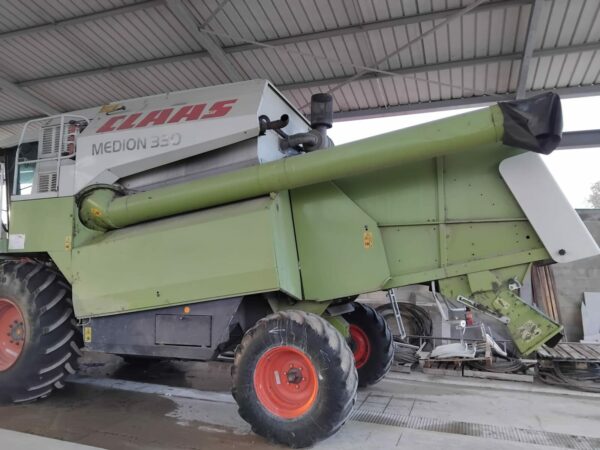 MOISSONNEUSE BATTEUSE CLAAS MEDION 330 – Image 8